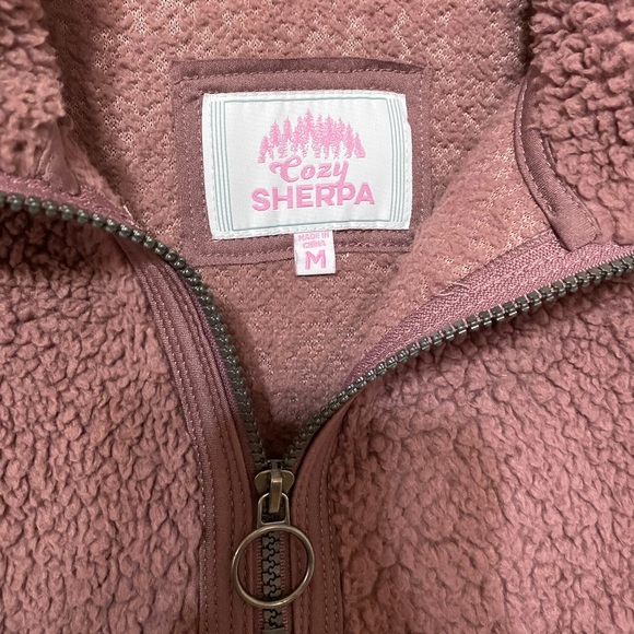 Cozy Sherpa pullover - Picture 3 of 6